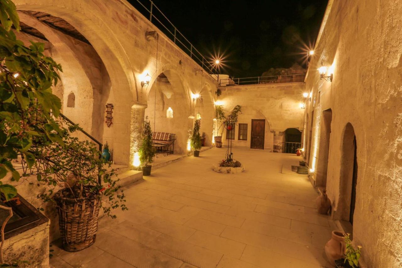 Harkasos Cave Hotel อูร์กุบ ภายนอก รูปภาพ