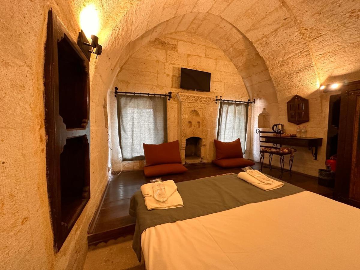 Harkasos Cave Hotel อูร์กุบ ภายนอก รูปภาพ
