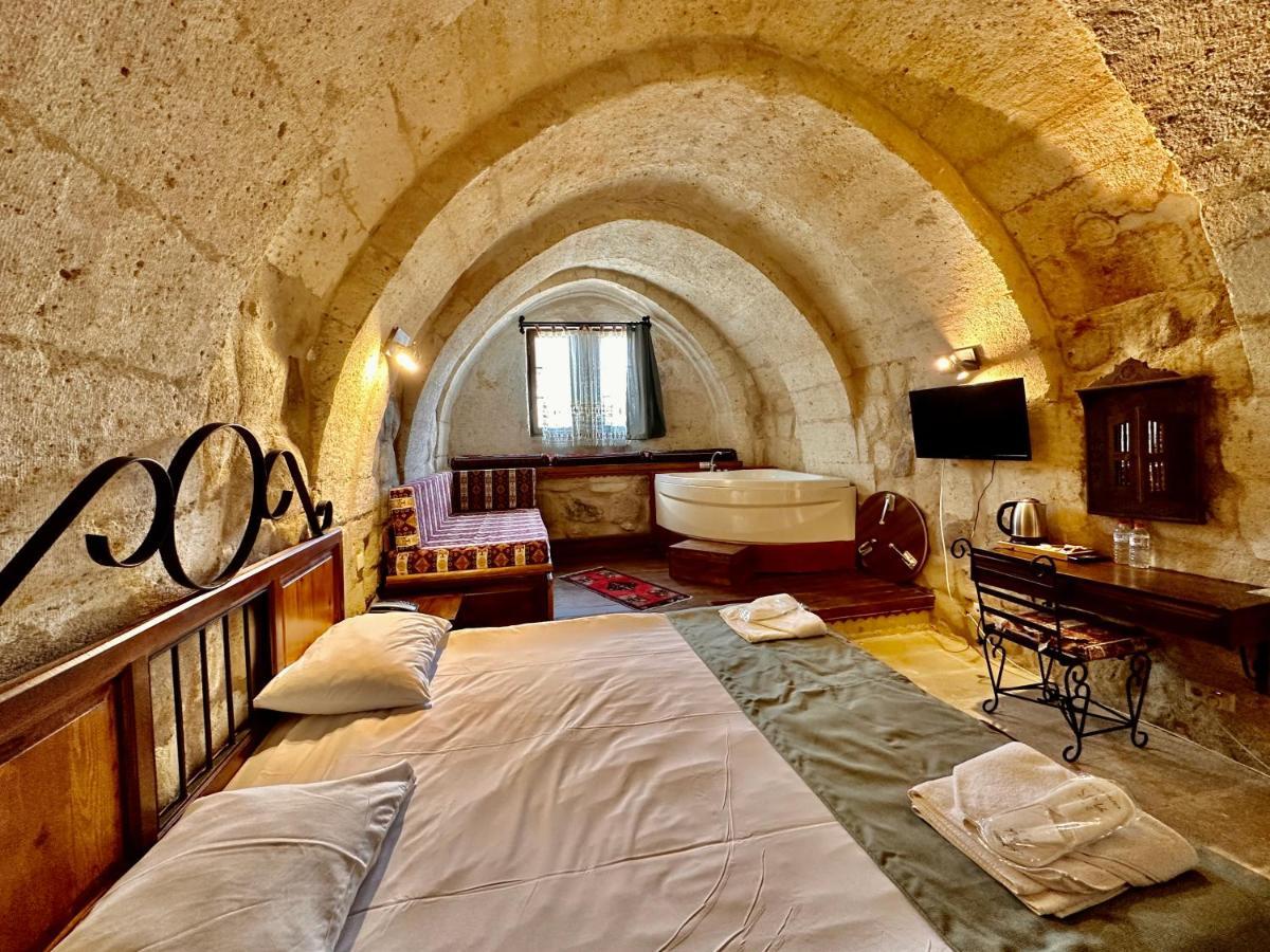 Harkasos Cave Hotel อูร์กุบ ภายนอก รูปภาพ