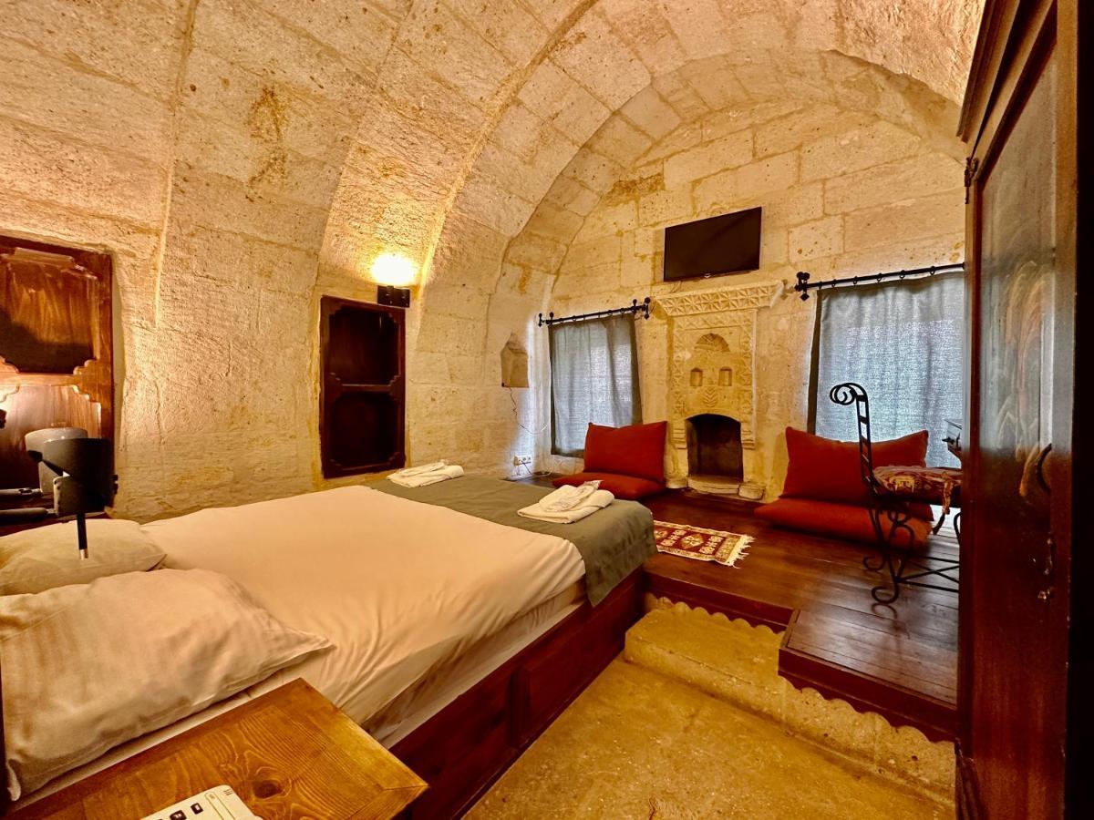 Harkasos Cave Hotel อูร์กุบ ภายนอก รูปภาพ