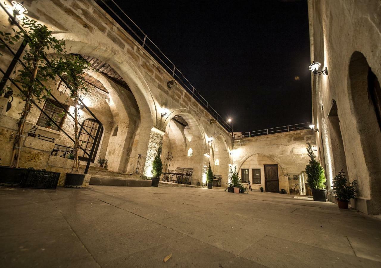 Harkasos Cave Hotel อูร์กุบ ภายนอก รูปภาพ