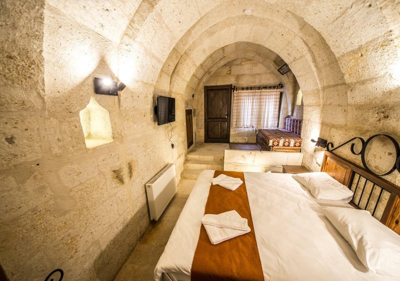 Harkasos Cave Hotel อูร์กุบ ภายนอก รูปภาพ