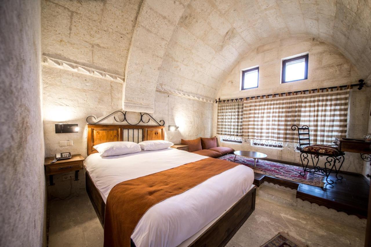 Harkasos Cave Hotel อูร์กุบ ภายนอก รูปภาพ